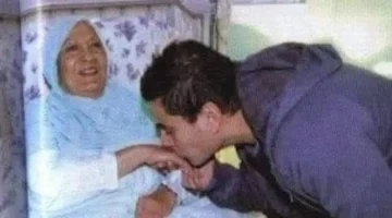 صورة نادرة.. كواليس زيارة الهضبة عمرو دياب لمنزل العندليب عبد الحليم حافظ